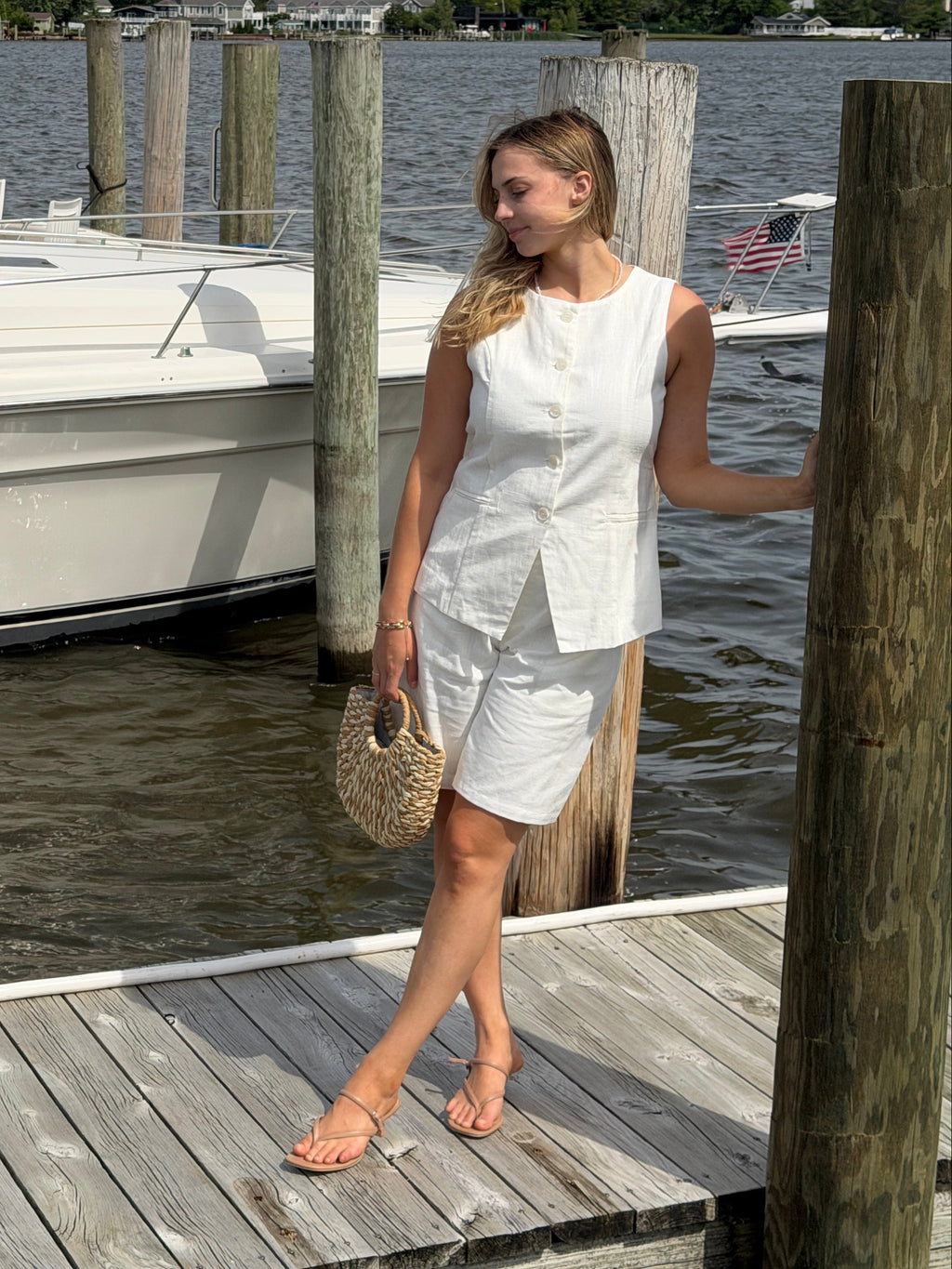 Lisa Linen Short
