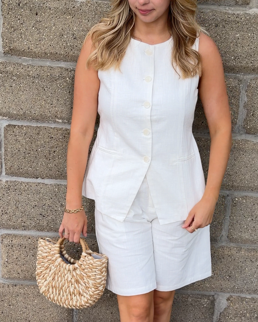 Lisa Linen Short